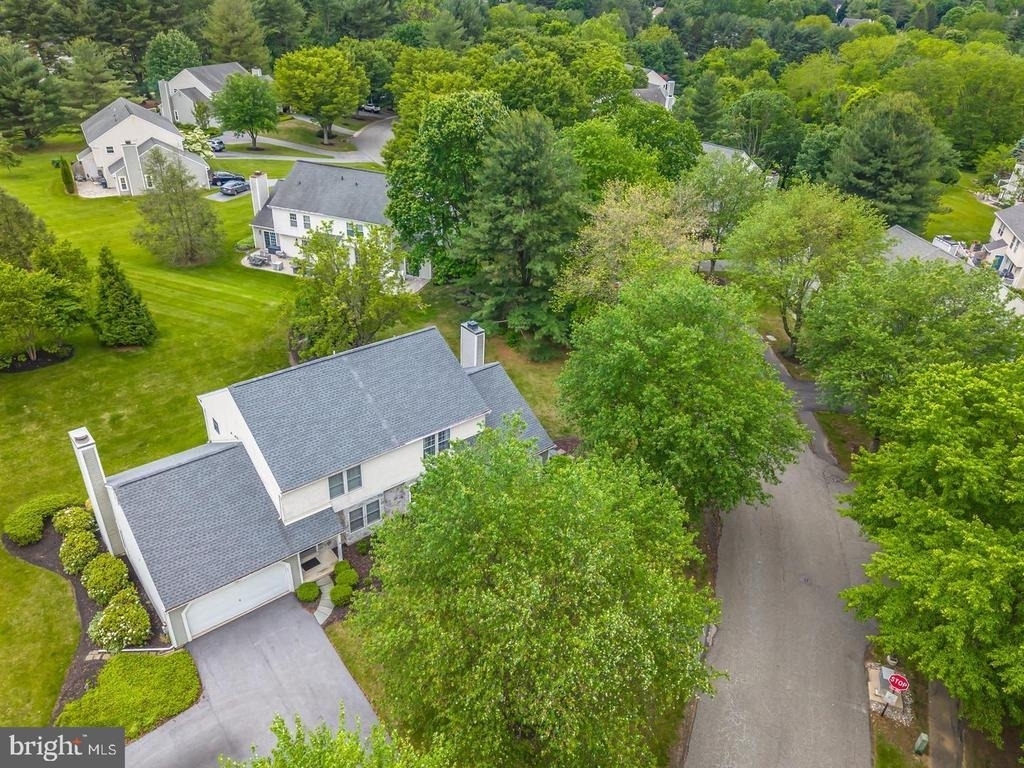 786 Bradford Terrace - Photo 30