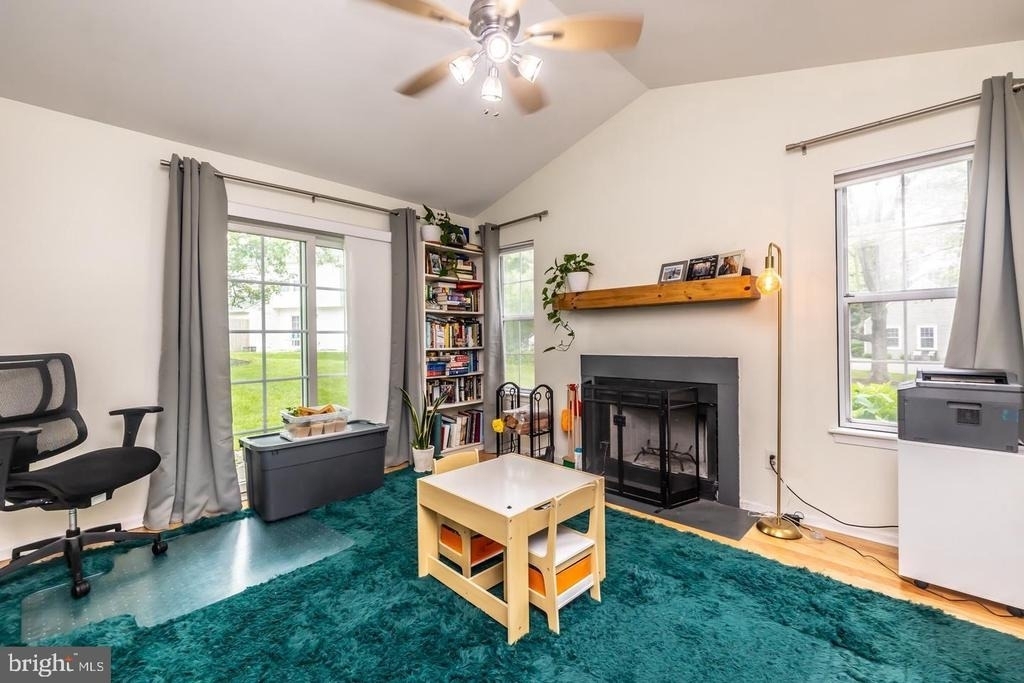 786 Bradford Terrace - Photo 12