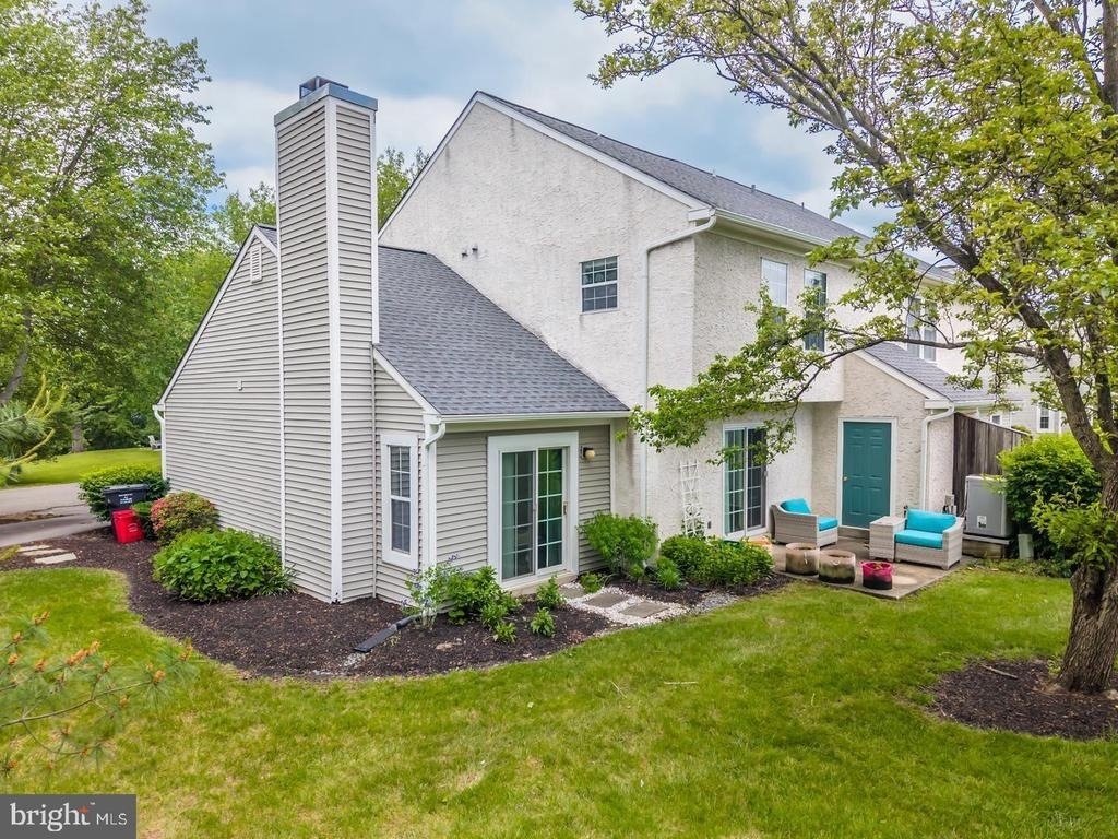 786 Bradford Terrace - Photo 33
