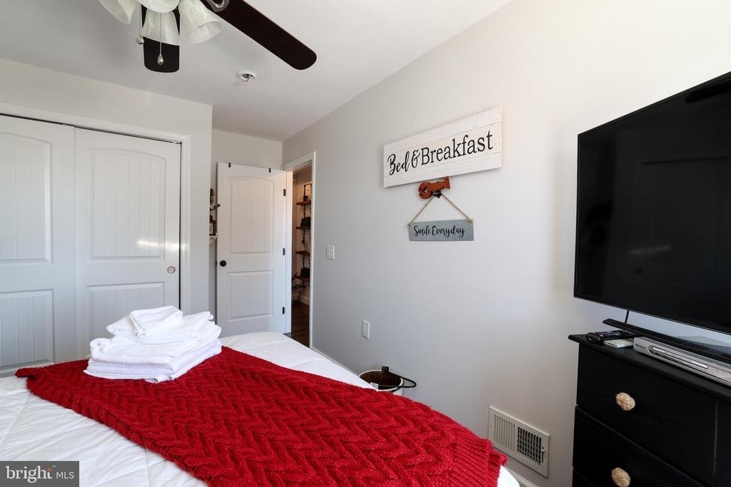 140 Matilda Drive - Photo 33