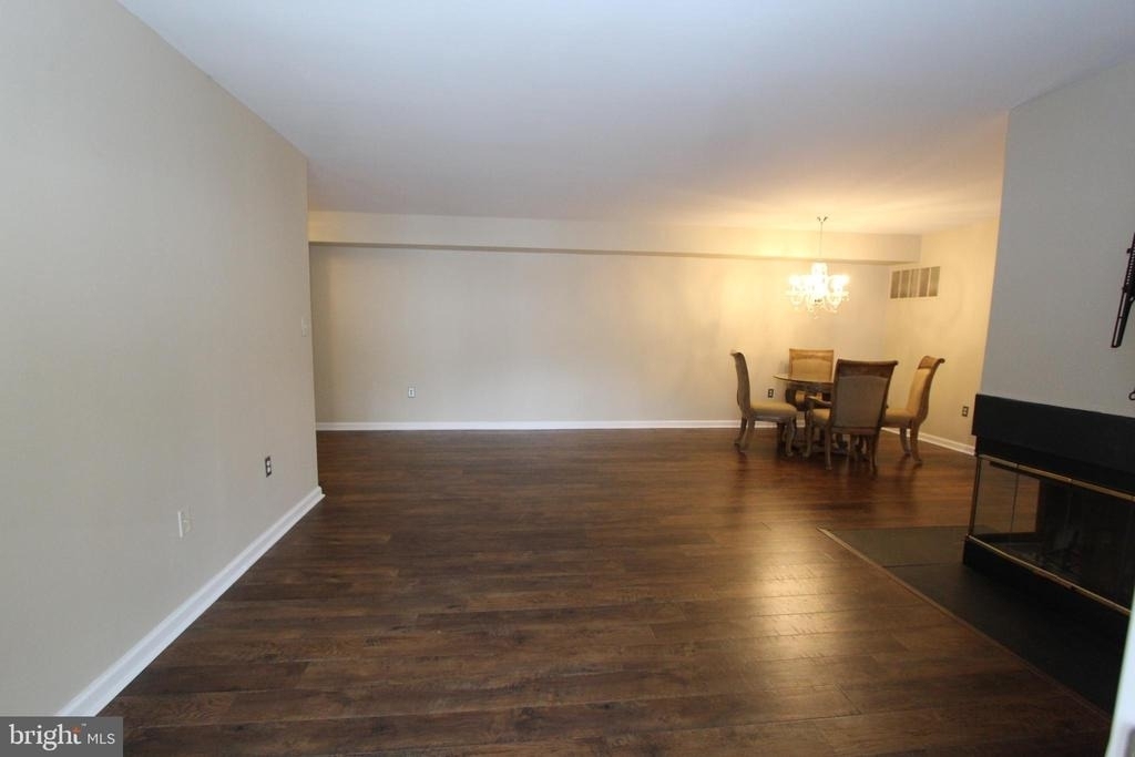 110 Biscayne Court - Photo 6