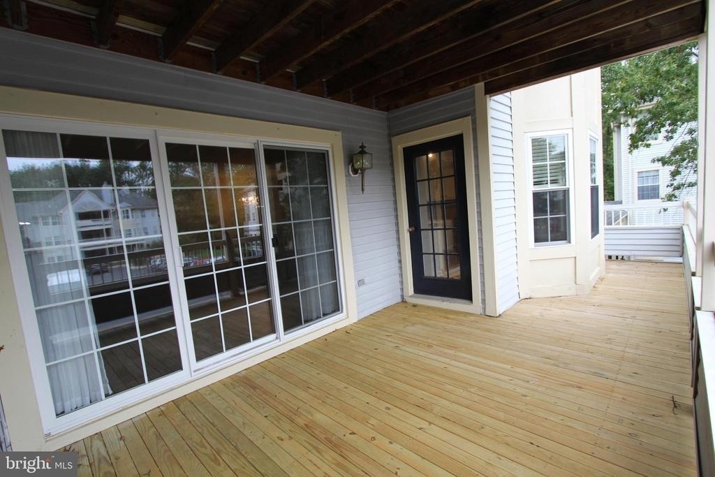 110 Biscayne Court - Photo 9