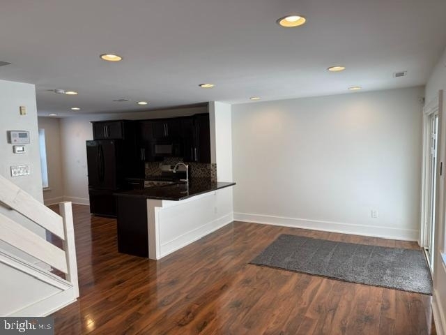 1070 Baywood Drive - Photo 5