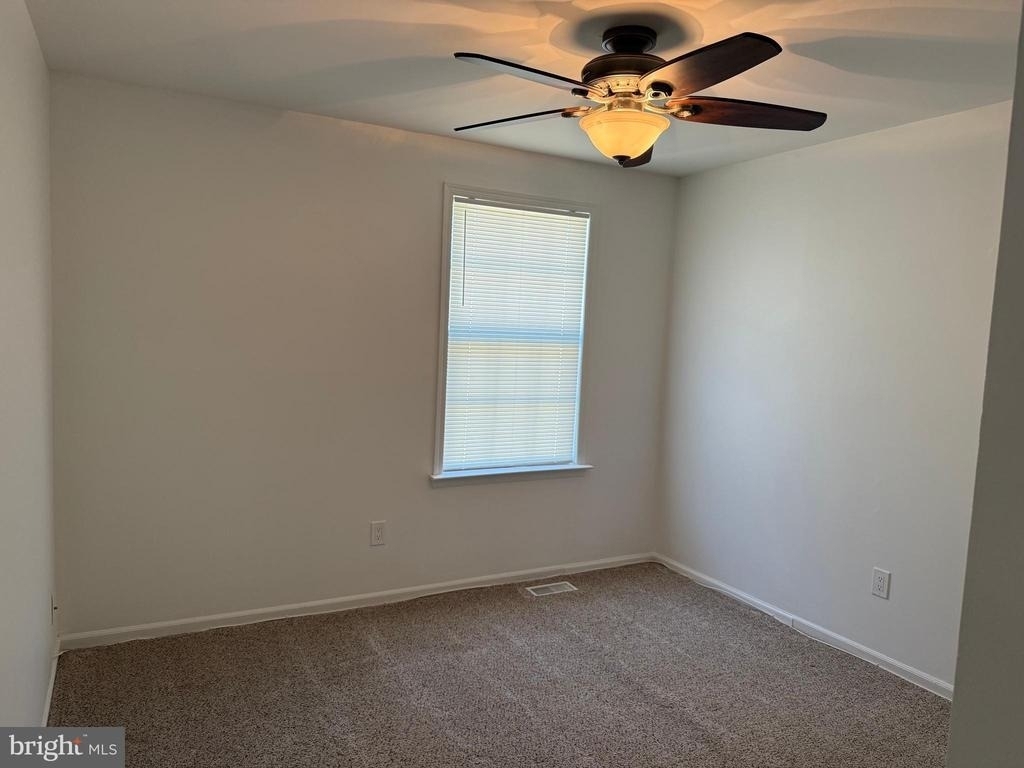 1042 Baywood Drive - Photo 11