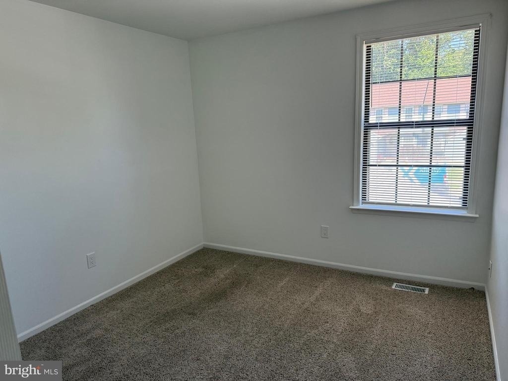 1042 Baywood Drive - Photo 13