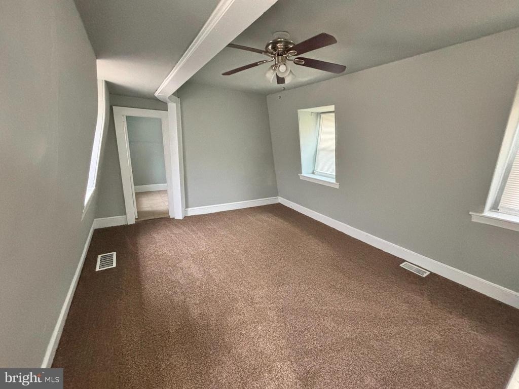 211 Front Street - Photo 8
