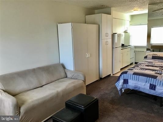 111 S Dudley Avenue - Photo 4