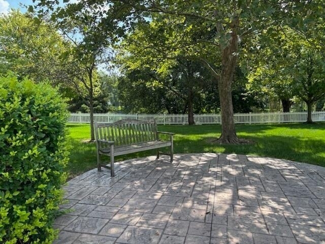 2736 S Knightsbridge Circle - Photo 18