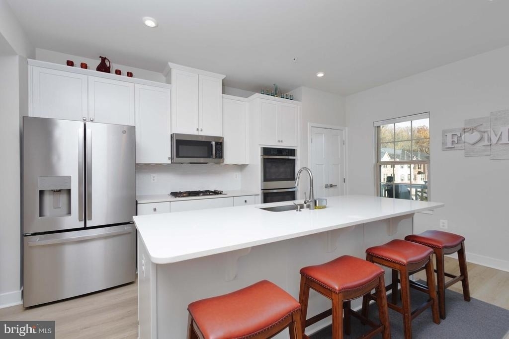 4112 Shirley Rose Court - Photo 4