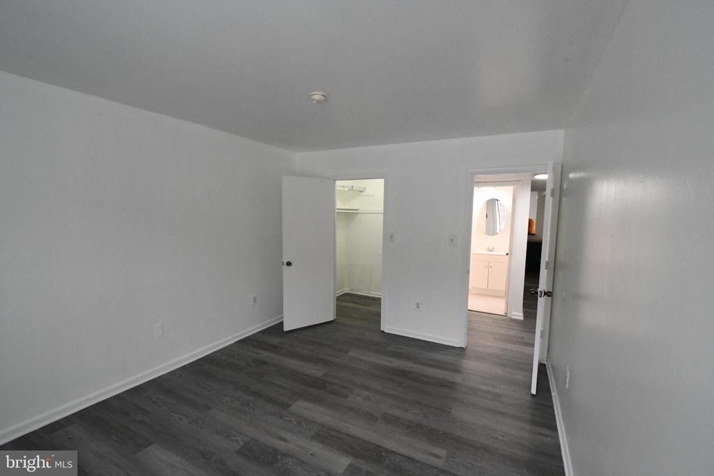 8459 Greenbelt Road - Photo 8