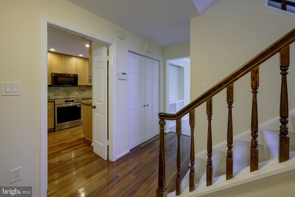 7518 Westlake Terrace - Photo 5