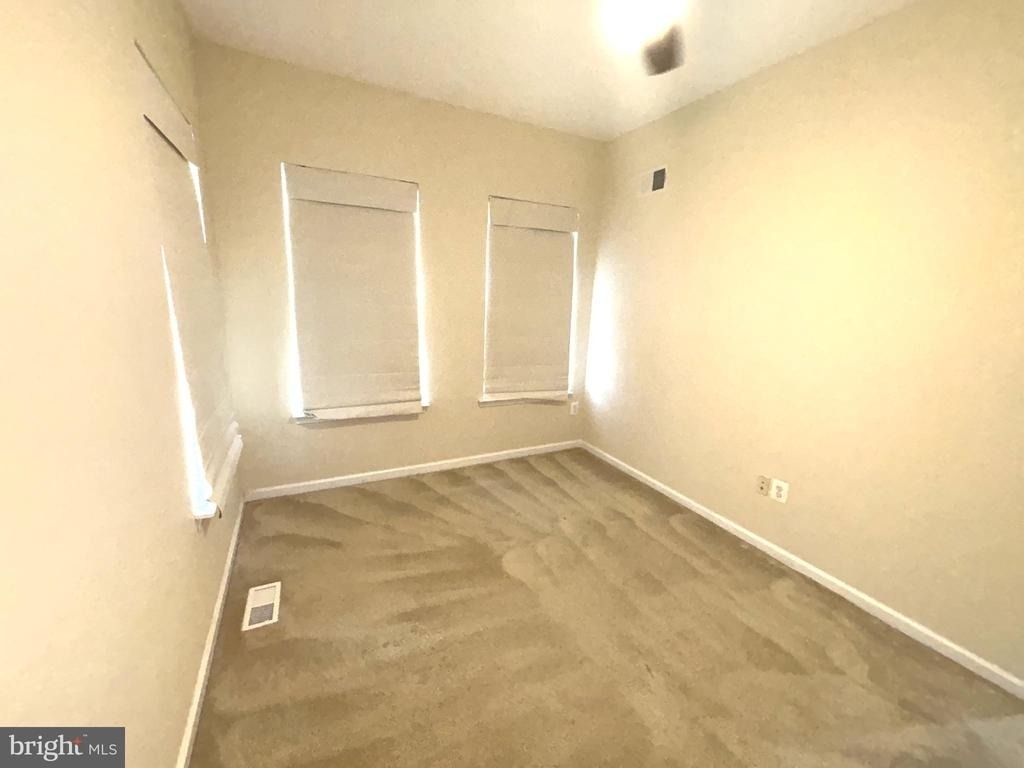 22410 Glenbow Way - Photo 19