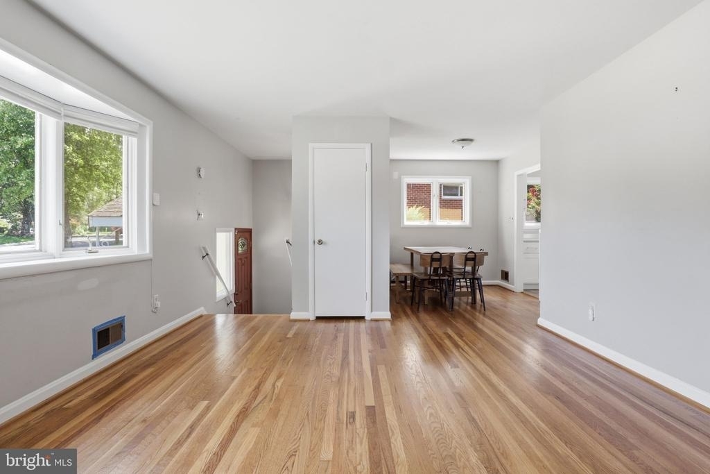 4014 Jeffry Street - Photo 2