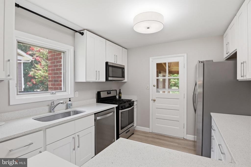 4014 Jeffry Street - Photo 5