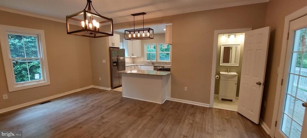 4023 Jones Bridge Road - Photo 3