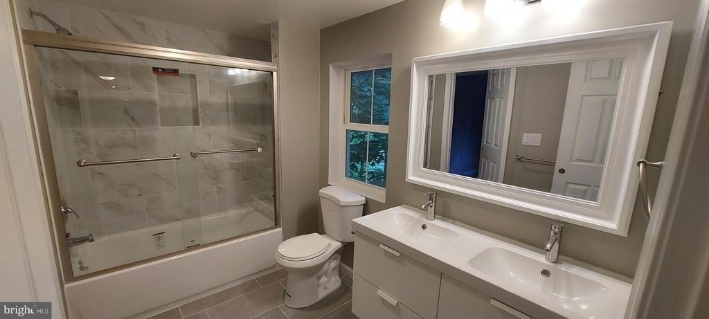 4023 Jones Bridge Road - Photo 10