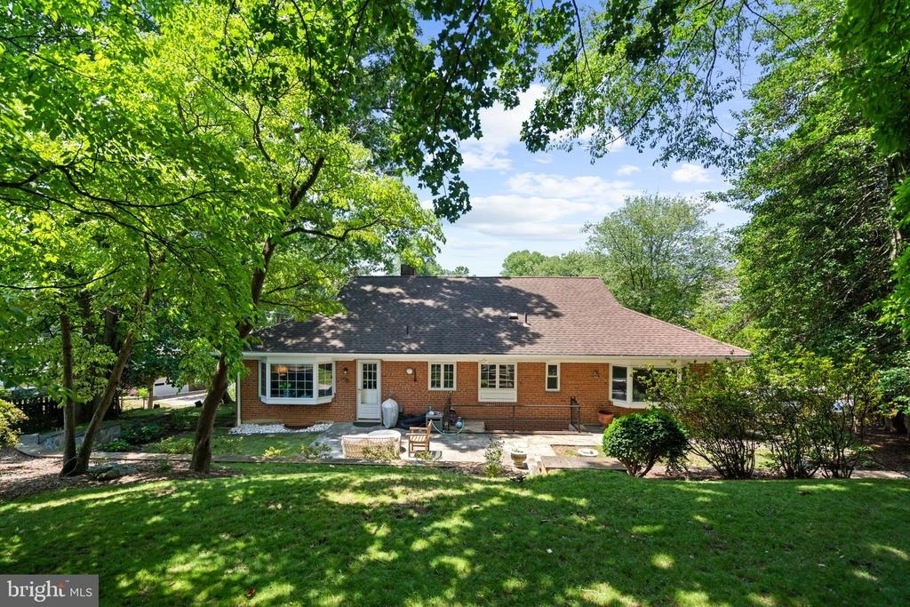 5201 Brookeway Drive - Photo 1