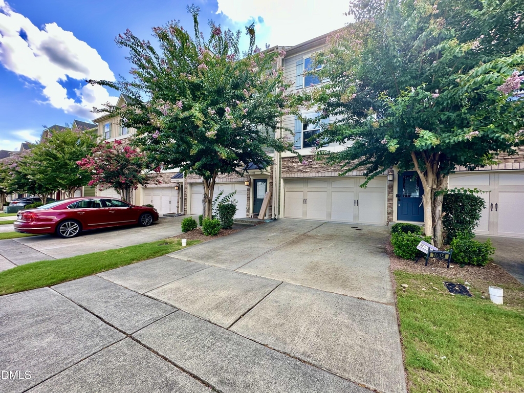 1004 Waymaker Court - Photo 1