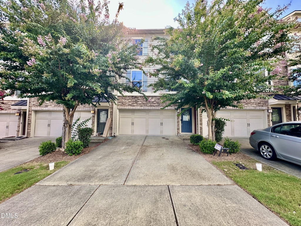 1004 Waymaker Court - Photo 15