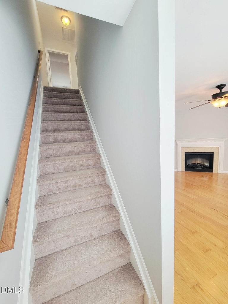 8827 Thornton Town Place - Photo 28