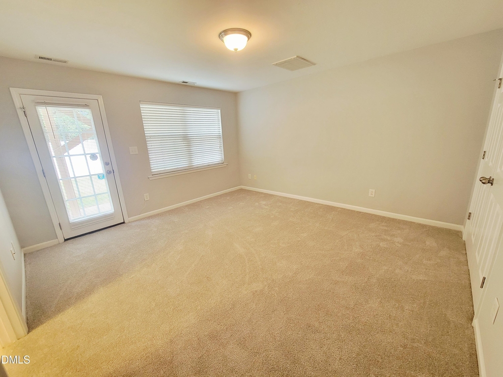 8827 Thornton Town Place - Photo 4