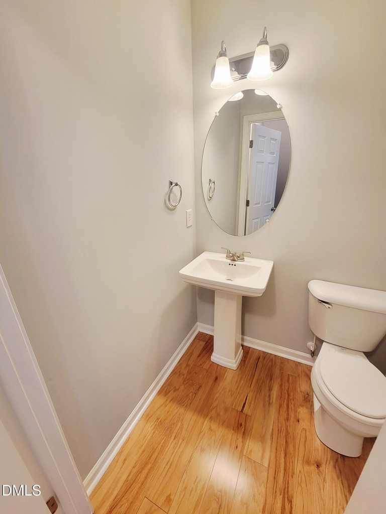 8827 Thornton Town Place - Photo 27