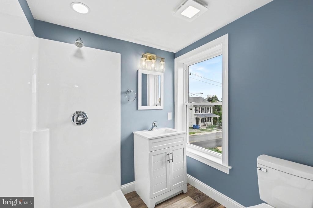 20 N Walnut Street - Photo 19
