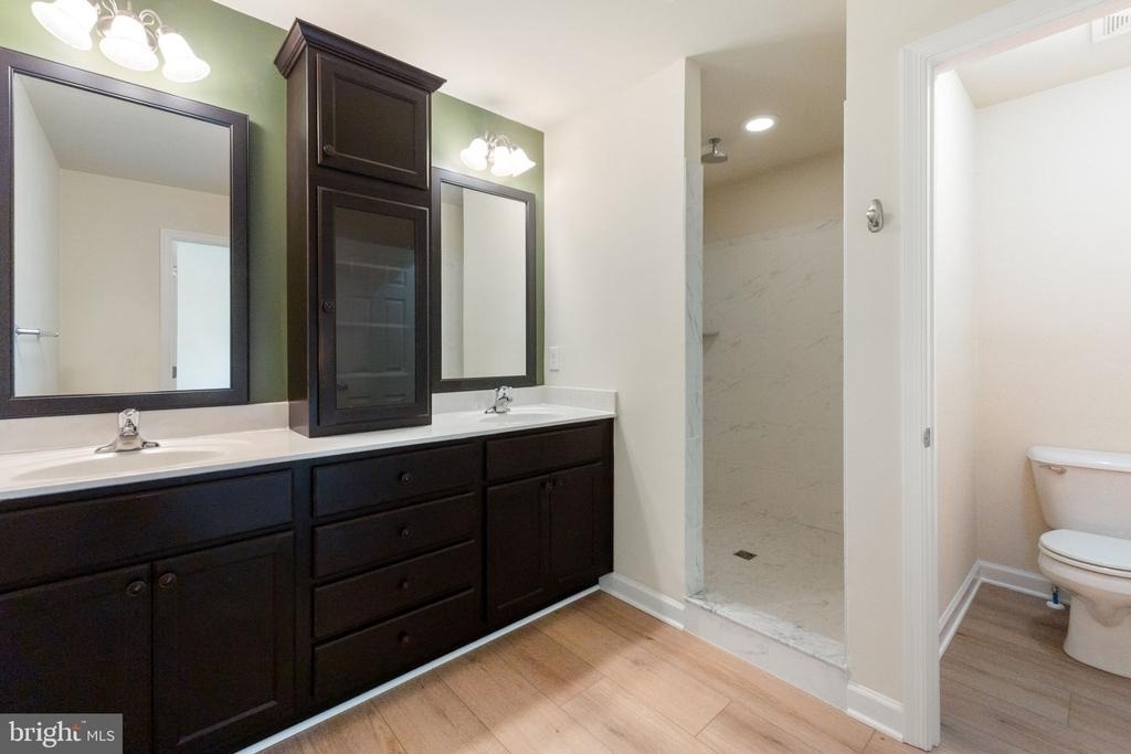 555 English Oak Lane - Photo 9