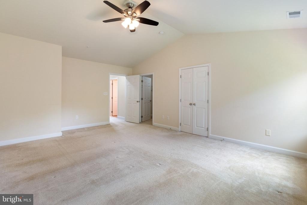 555 English Oak Lane - Photo 7