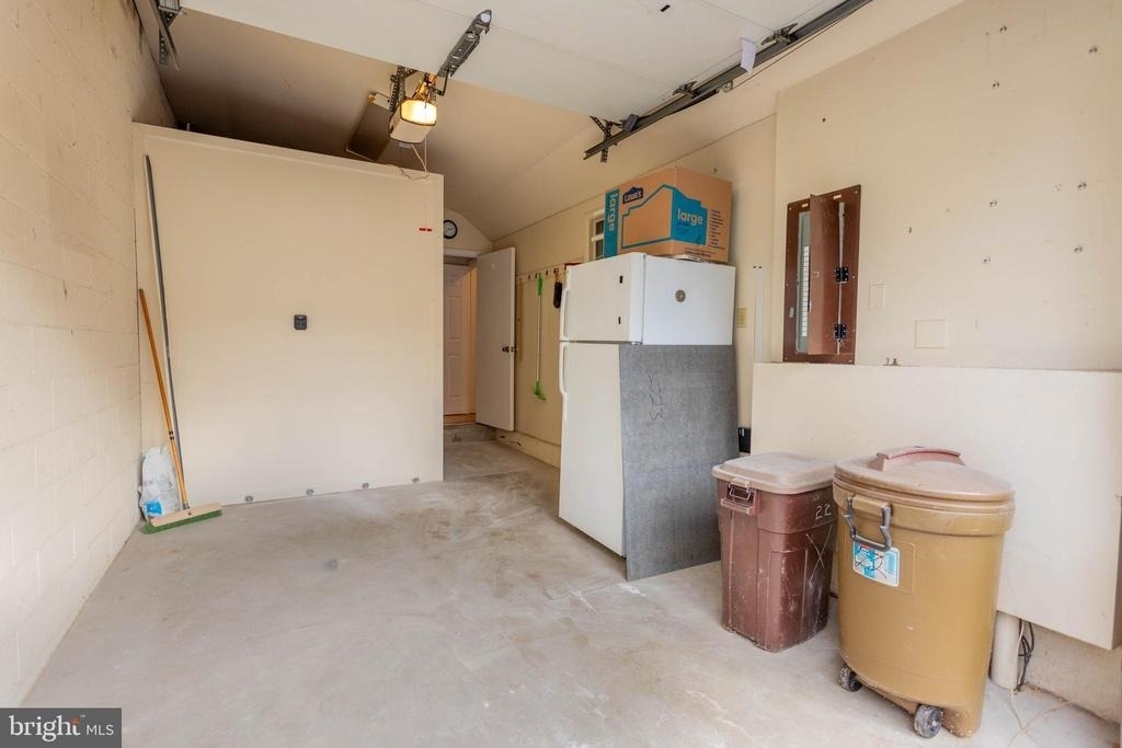22 Stone Manor - Photo 28
