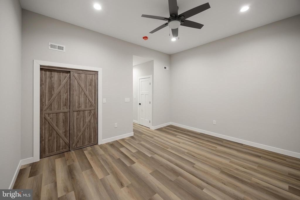 2037 Mcculloh Street - Photo 5