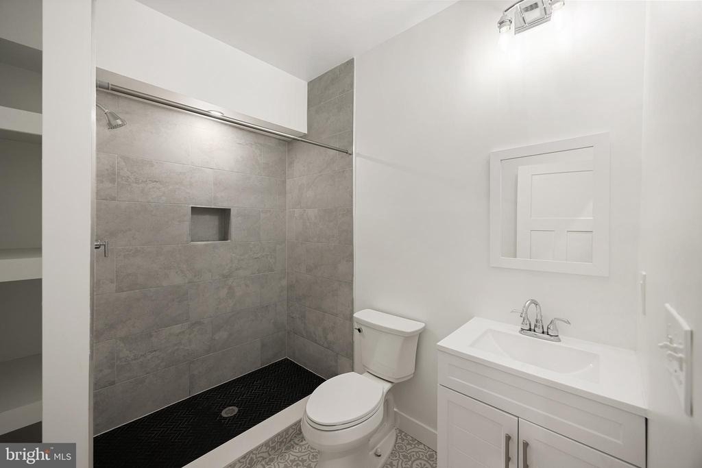 2037 Mcculloh Street - Photo 7