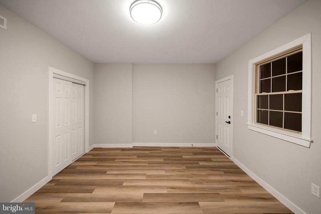 2037 Mcculloh Street - Photo 9