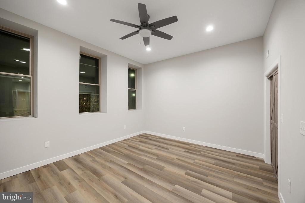 2037 Mcculloh Street - Photo 4