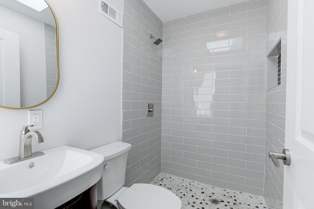 802 Mangold Street - Photo 35