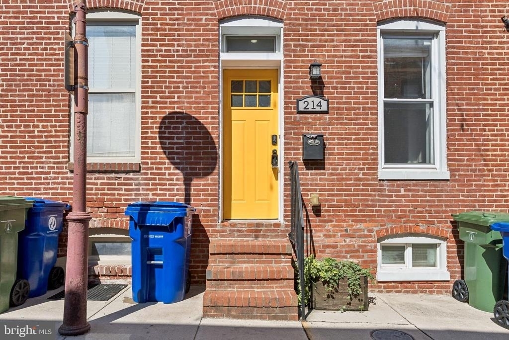 214 N Madeira Street - Photo 4