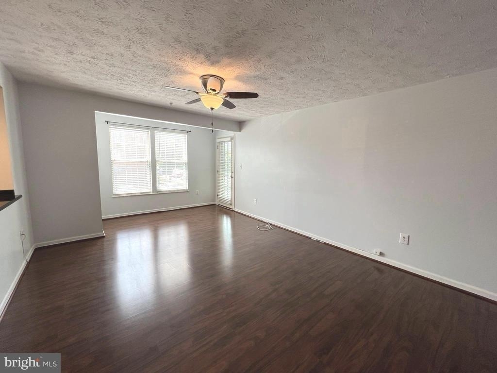 689 Winding Stream Way - Photo 4