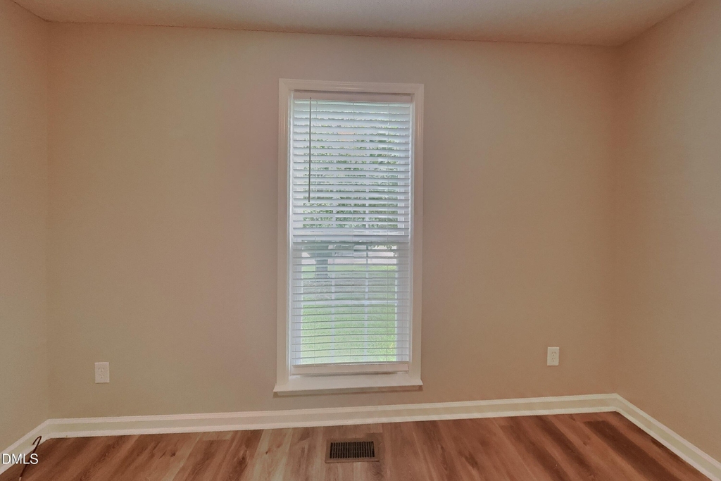 305 Aqua Marine Lane - Photo 9