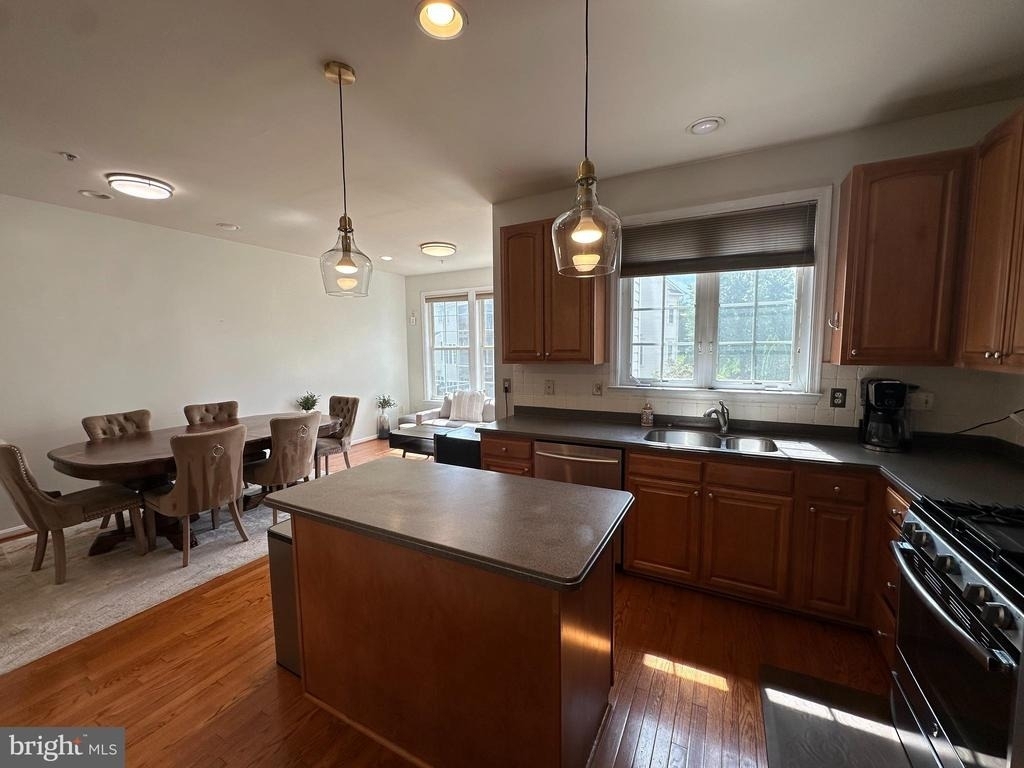 1145 Carbondale Way - Photo 10
