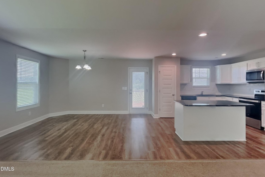 85 Arrow Lane - Photo 2