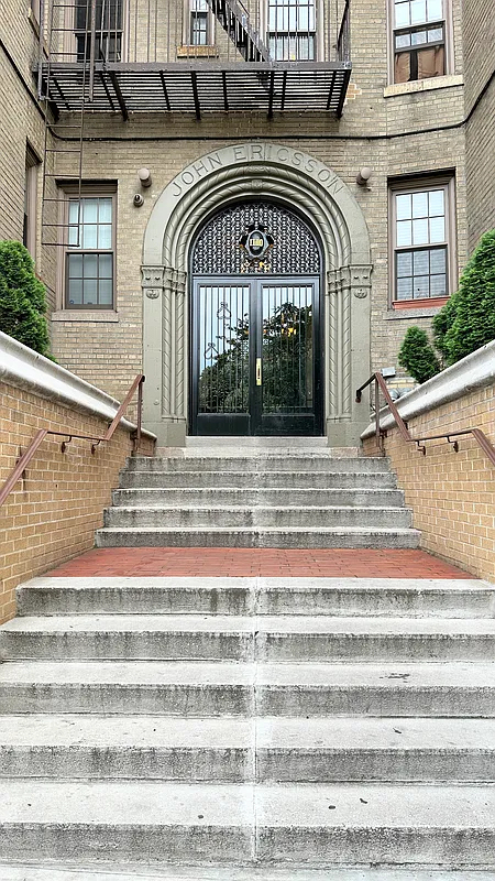 1100 Grand Concourse - Photo 8