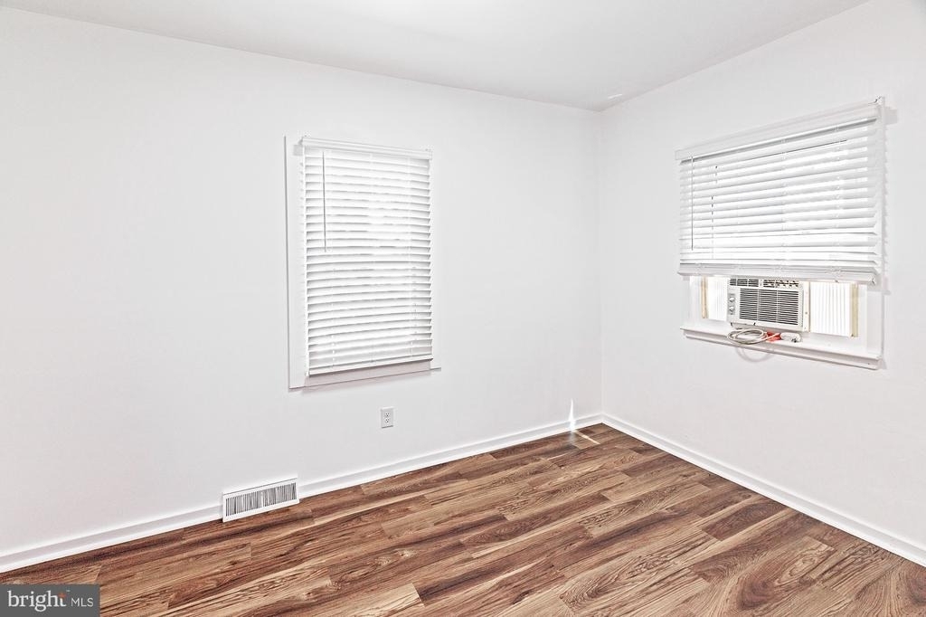 603 W 4th Street - Photo 4