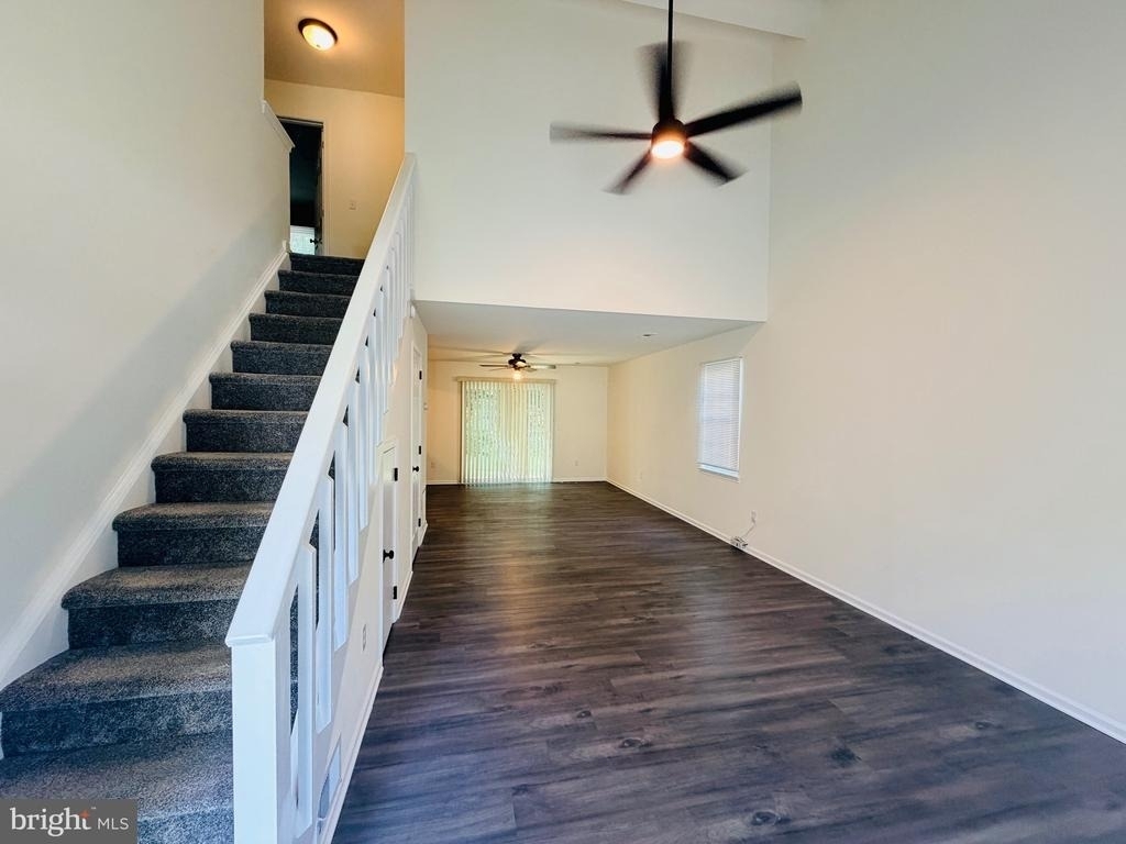 168 Stoney Drive - Photo 2