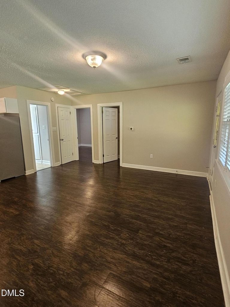 3623 Bowling Drive - Photo 4