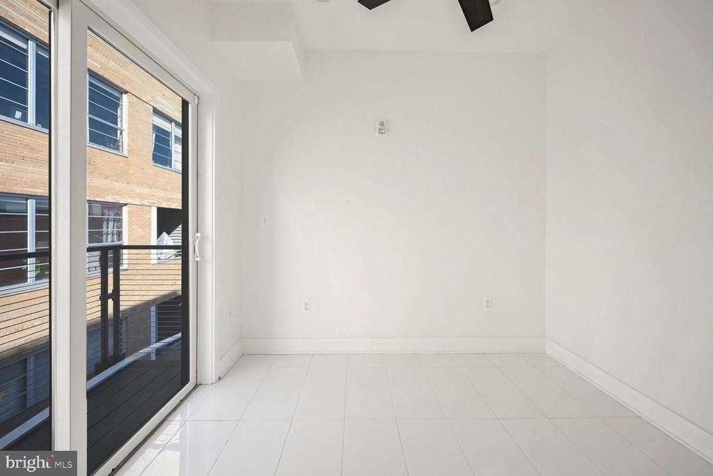 3304 Georgia Avenue Nw - Photo 7