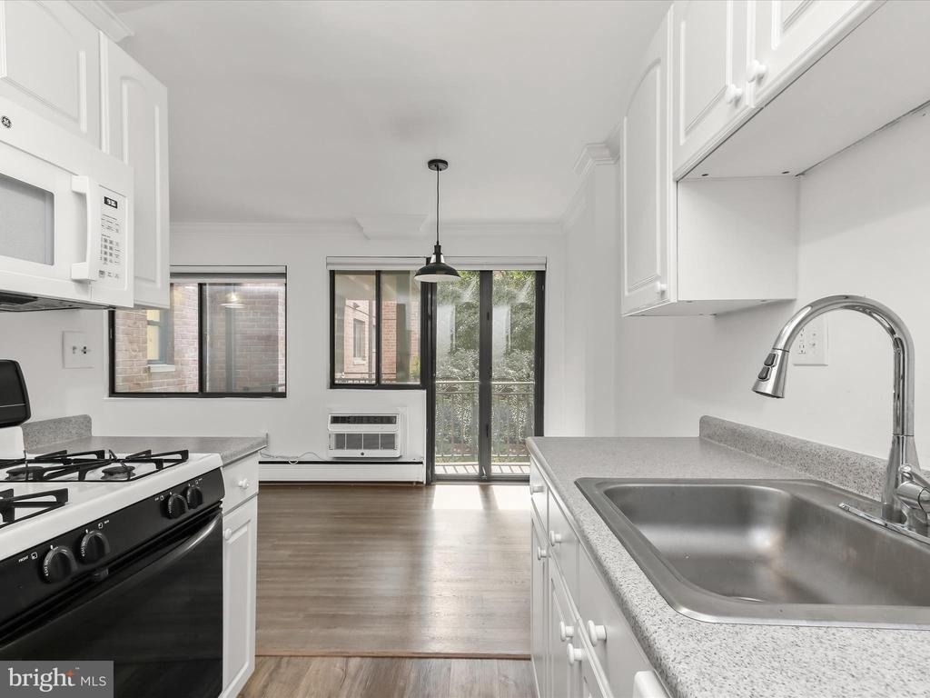 2325 42nd Street Nw - Photo 14