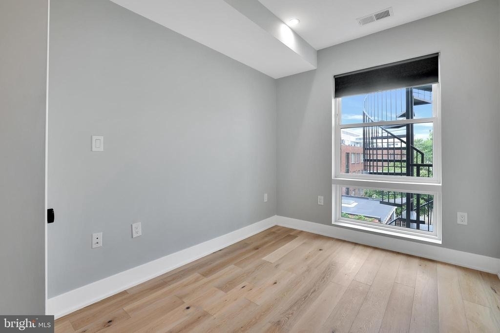 1110 6th Street Nw - Photo 7