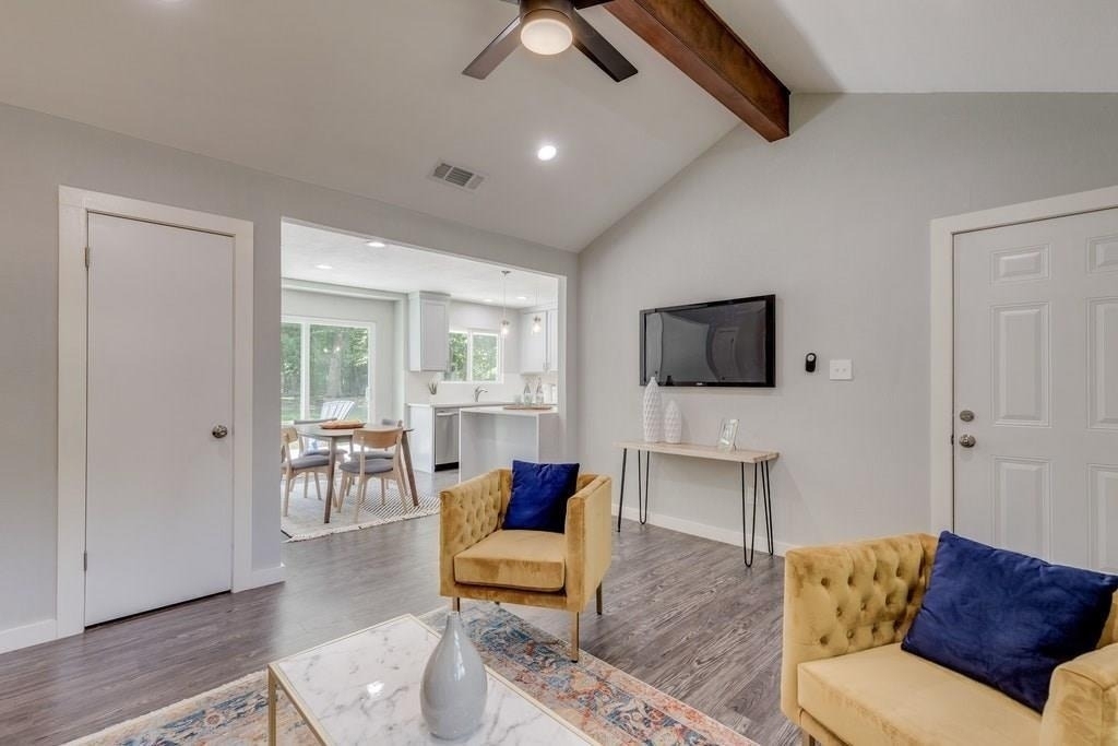 1512 Luray Dr - Photo 6