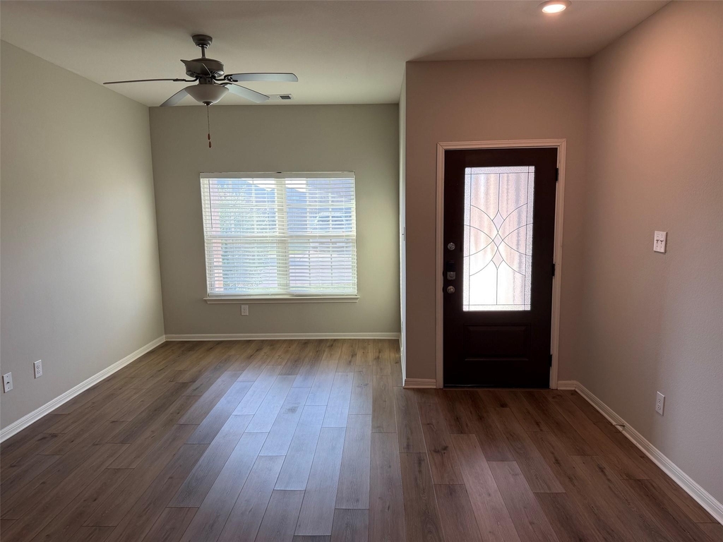105 Declaration Ln - Photo 5