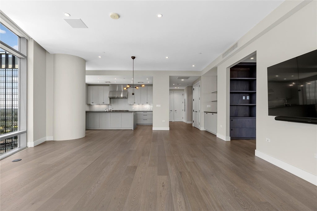 200 Congress Ave - Photo 15
